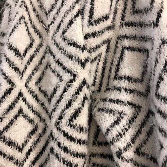 Medium white wool open cardigan - Picture 2 of 5